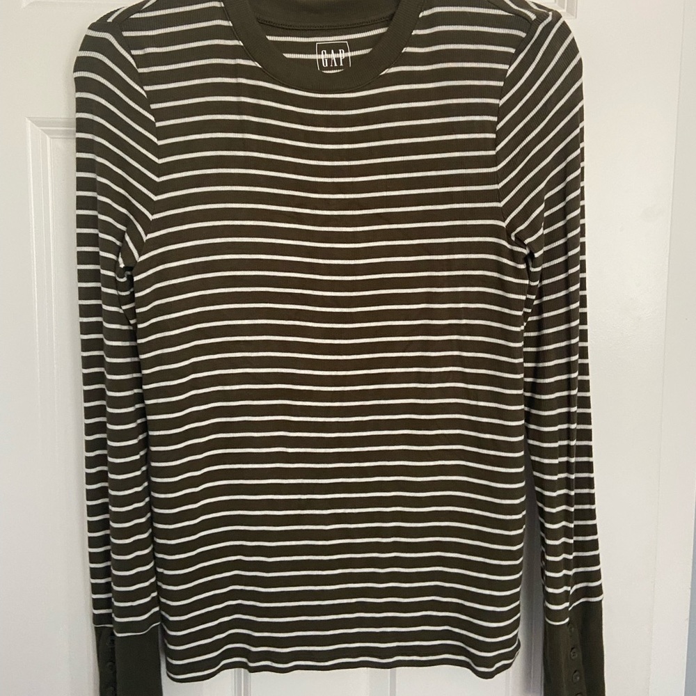Gap Shirt